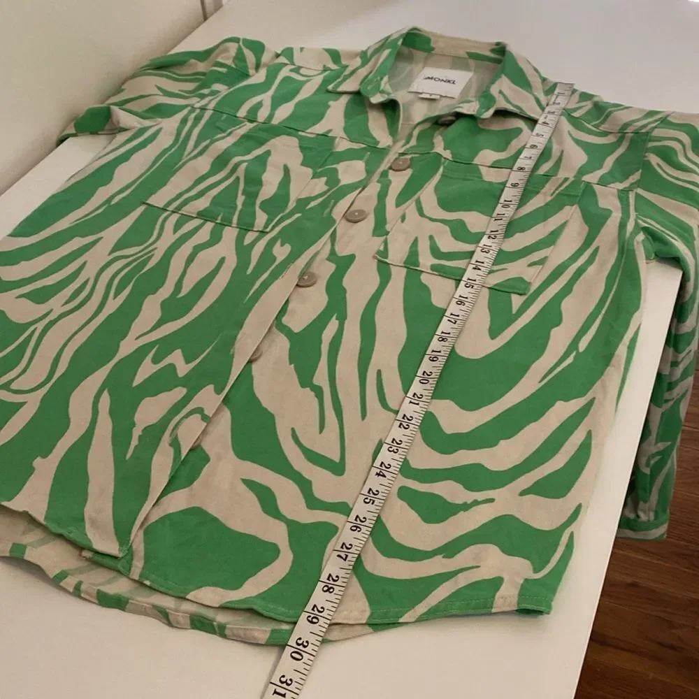 Monki Cotton Twill Swirl Print Shirt in Green Size Small - Picture 10 of 13